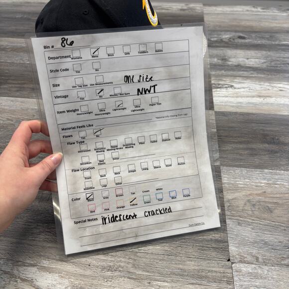 Mitchell & Ness Cleveland Cavs Cavaliers Black OS Iridescent Crackled Cap Hat - Picture 8 of 9